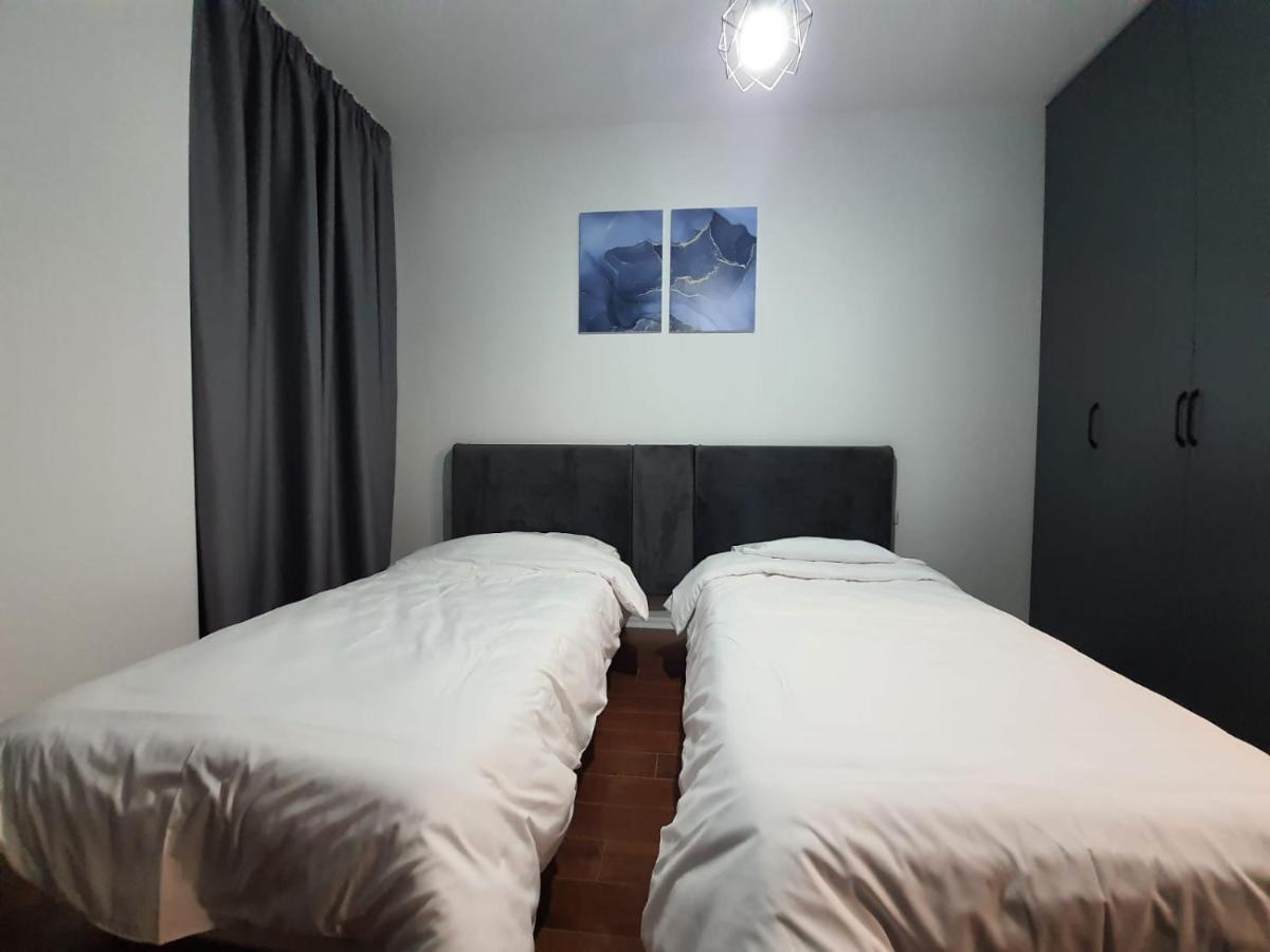 Modern Apartment Korca 3 Luaran gambar